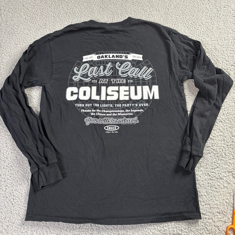Oakland Raiders Alameda County Coliseum 2019 Last Call Black Hole Double Sided M - Picture 5 of 14